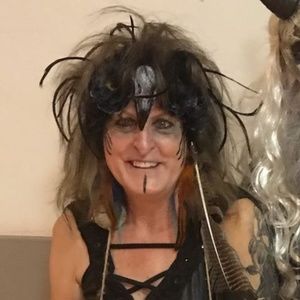 Meet your Posher, Valerie